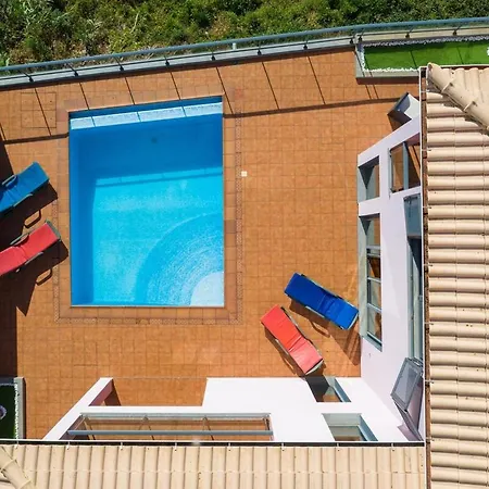 Views Pool And Barbecue Apartment Canhas